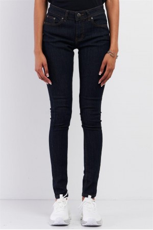 Mid Rise Designed Back Pocket Straight Cut Denim Jeans