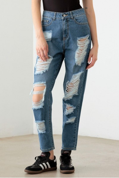 Destroyed High Waist Mom Style Fit Jeans